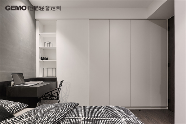 如何設計定制衣柜？注意這三點，輕松獲取衣柜技能