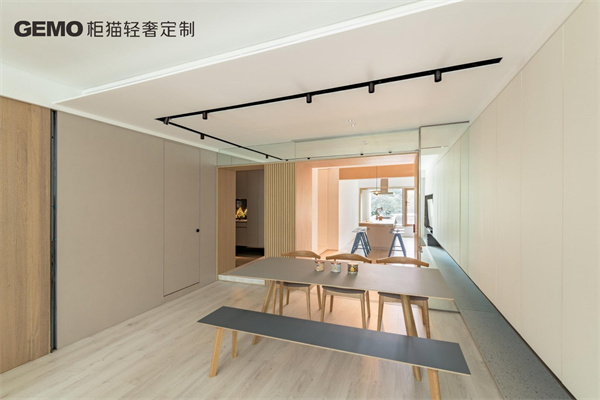 定制衣柜到頂設計到底好不好？